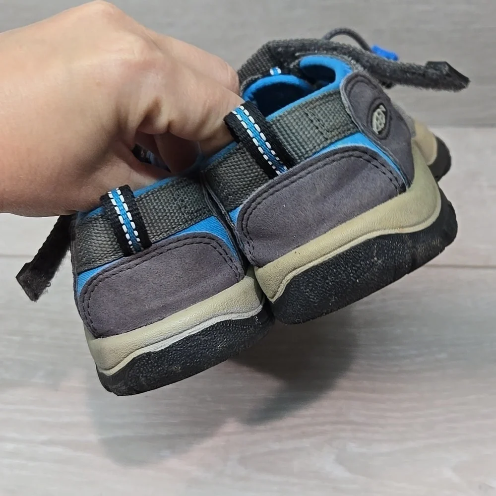 Keen Kids Boys Outdoor Waterproof Adventure Sandals Gray &Blue Shoes 2